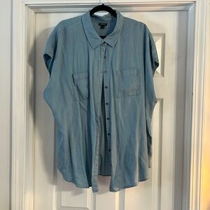 GUC | Torrid Chambray Cap Sleeve Blouse